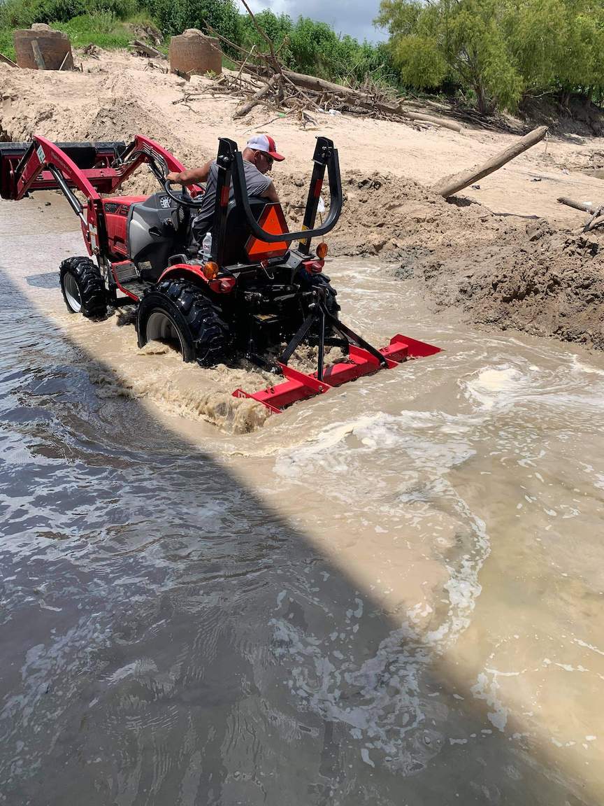 Volunteers clean up boat ramp Liberty Vindicator