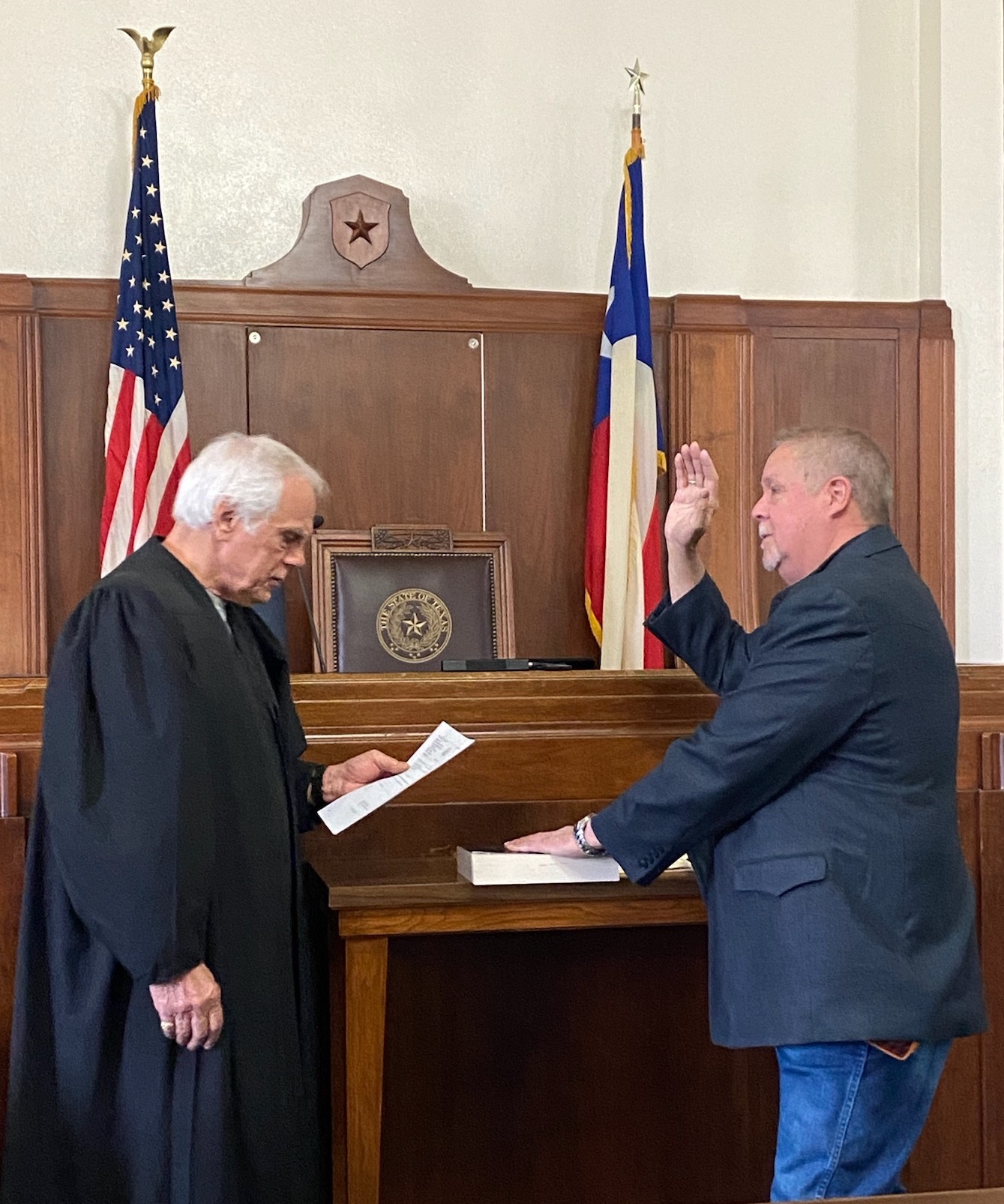 Embracing history, officials take oath Liberty Vindicator