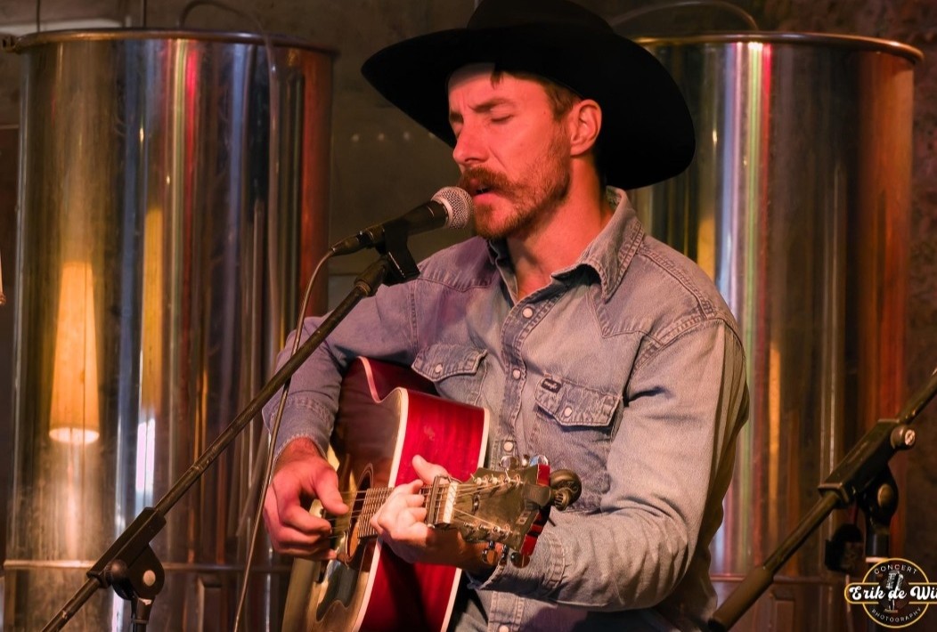 Local musician set to record live studio album