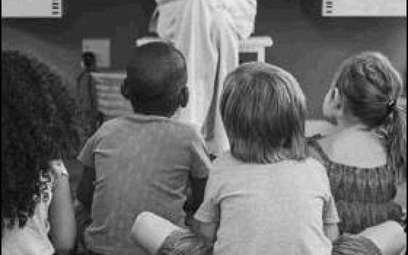 Article Image Alt Text