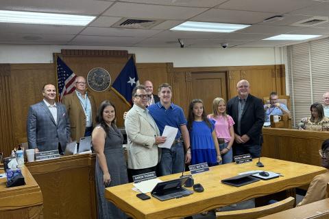 Article Image Alt Text