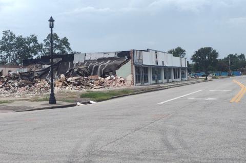 Article Image Alt Text