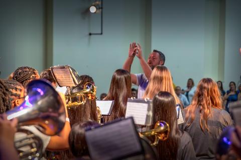 Article Image Alt Text