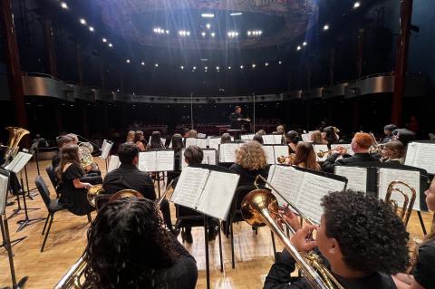 Article Image Alt Text