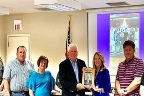 Article Image Alt Text