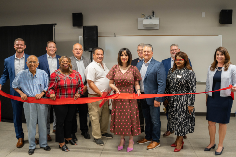 Article Image Alt Text