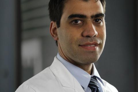 Article Image Alt Text