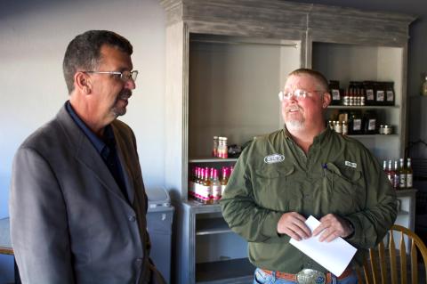 Article Image Alt Text