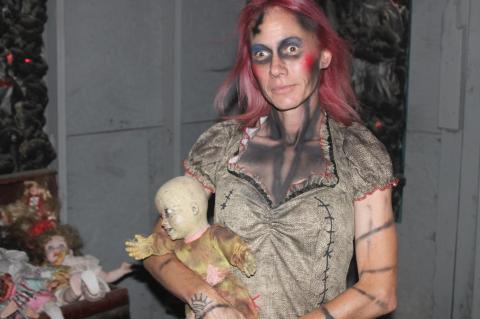 Article Image Alt Text