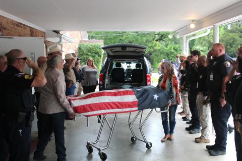 Article Image Alt Text