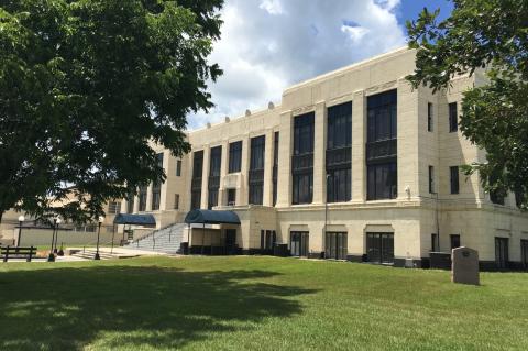 Article Image Alt Text