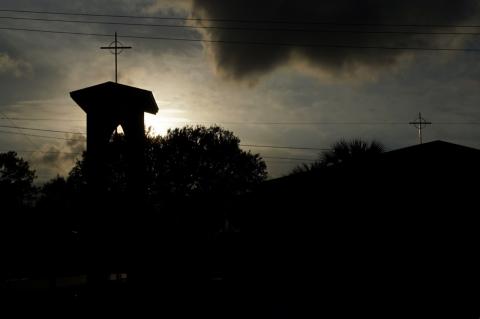 Article Image Alt Text