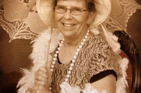 Article Image Alt Text