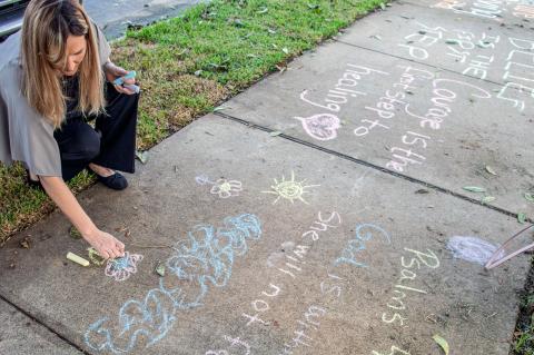 Article Image Alt Text